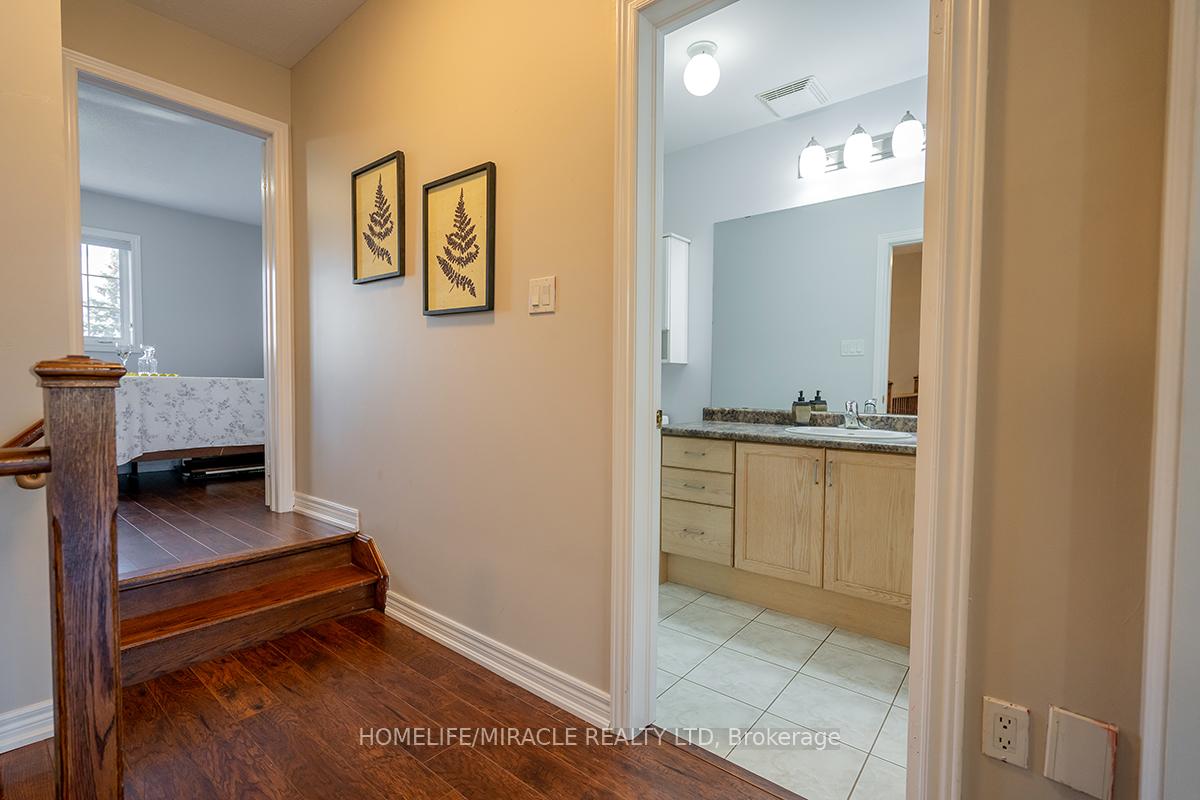 Photo 25 of 4 Princefield Place, Brampton, Sandringham-Wellington — HOMEH