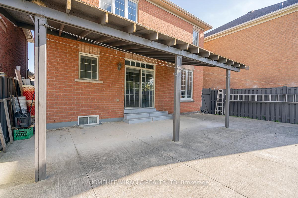 Photo 35 of 4 Princefield Place, Brampton, Sandringham-Wellington — HOMEH