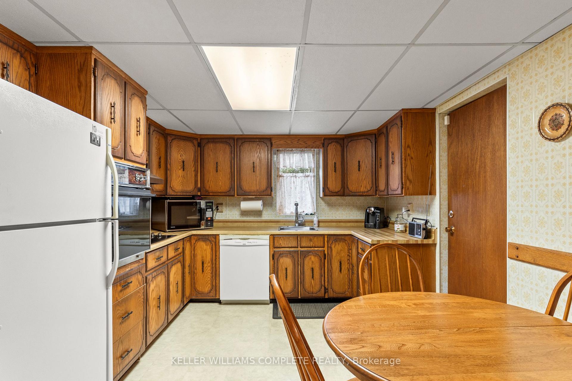 Photo 13 of 11 Ford Street, Hamilton, Corktown — HOMEH