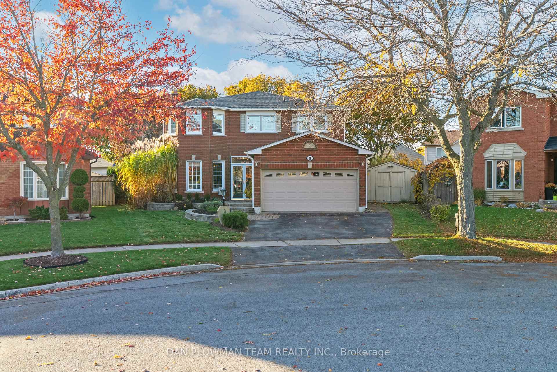 Photo 2 of 8 Aldcroft Crescent, Clarington, Bowmanville — HOMEH