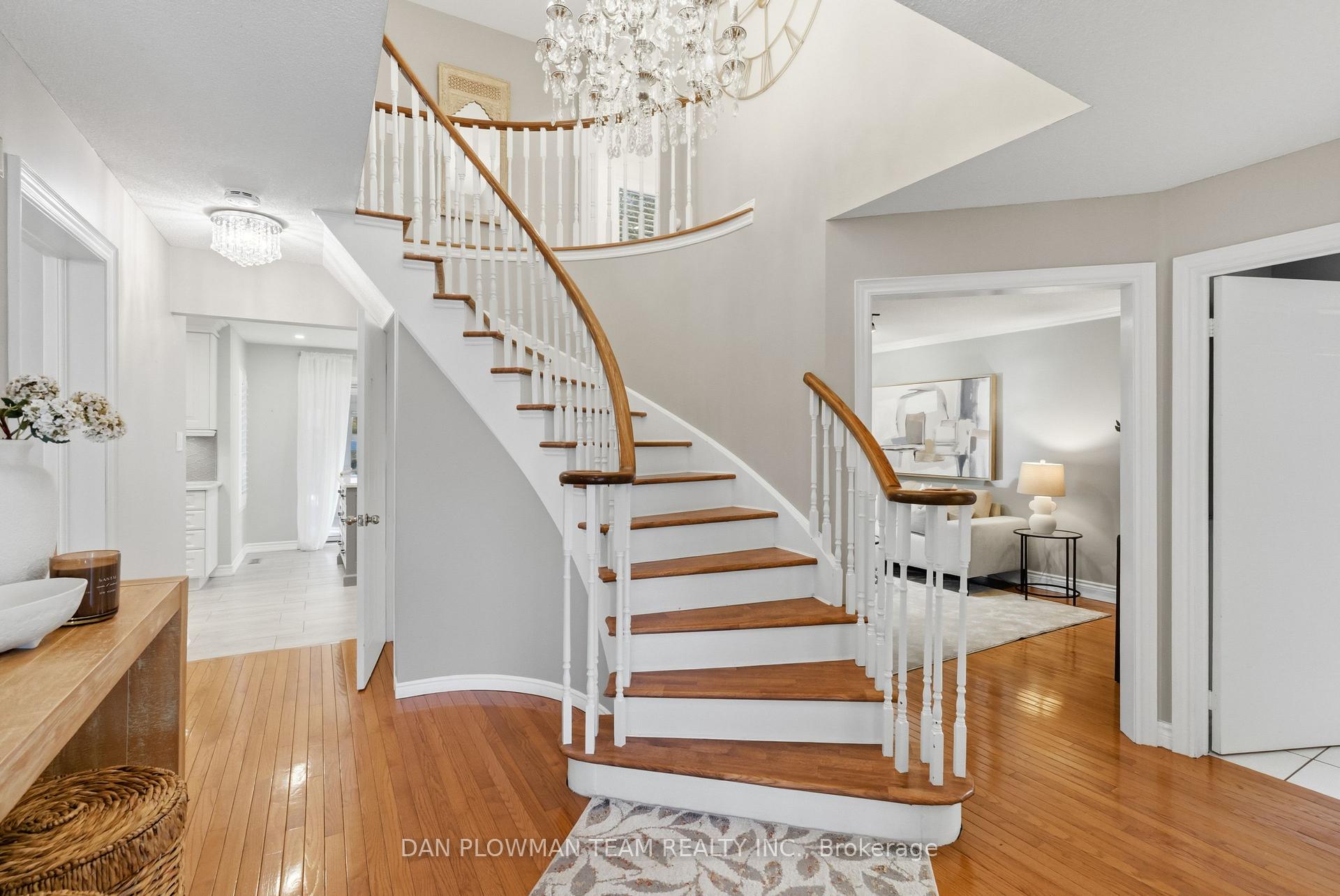 Photo 13 of 8 Aldcroft Crescent, Clarington, Bowmanville — HOMEH