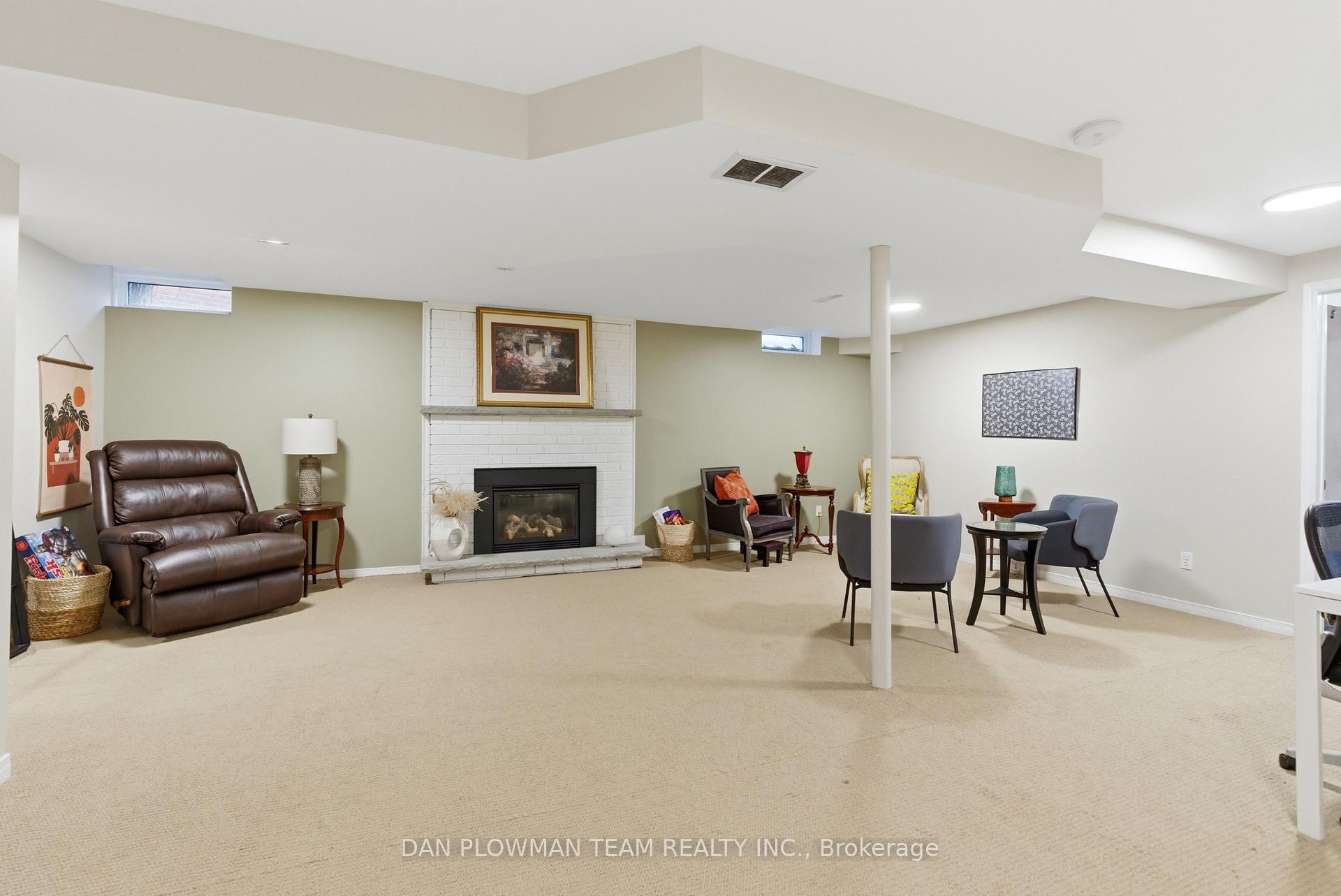 Photo 39 of 8 Aldcroft Crescent, Clarington, Bowmanville — HOMEH