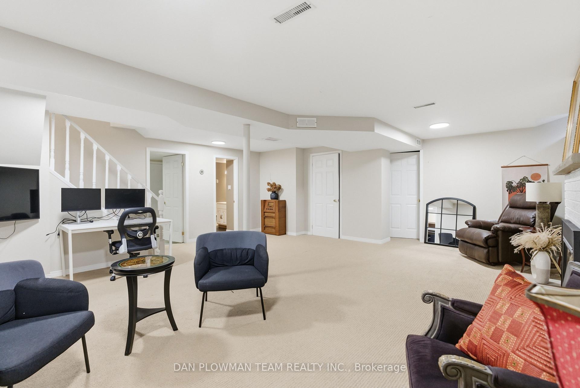 Photo 41 of 8 Aldcroft Crescent, Clarington, Bowmanville — HOMEH