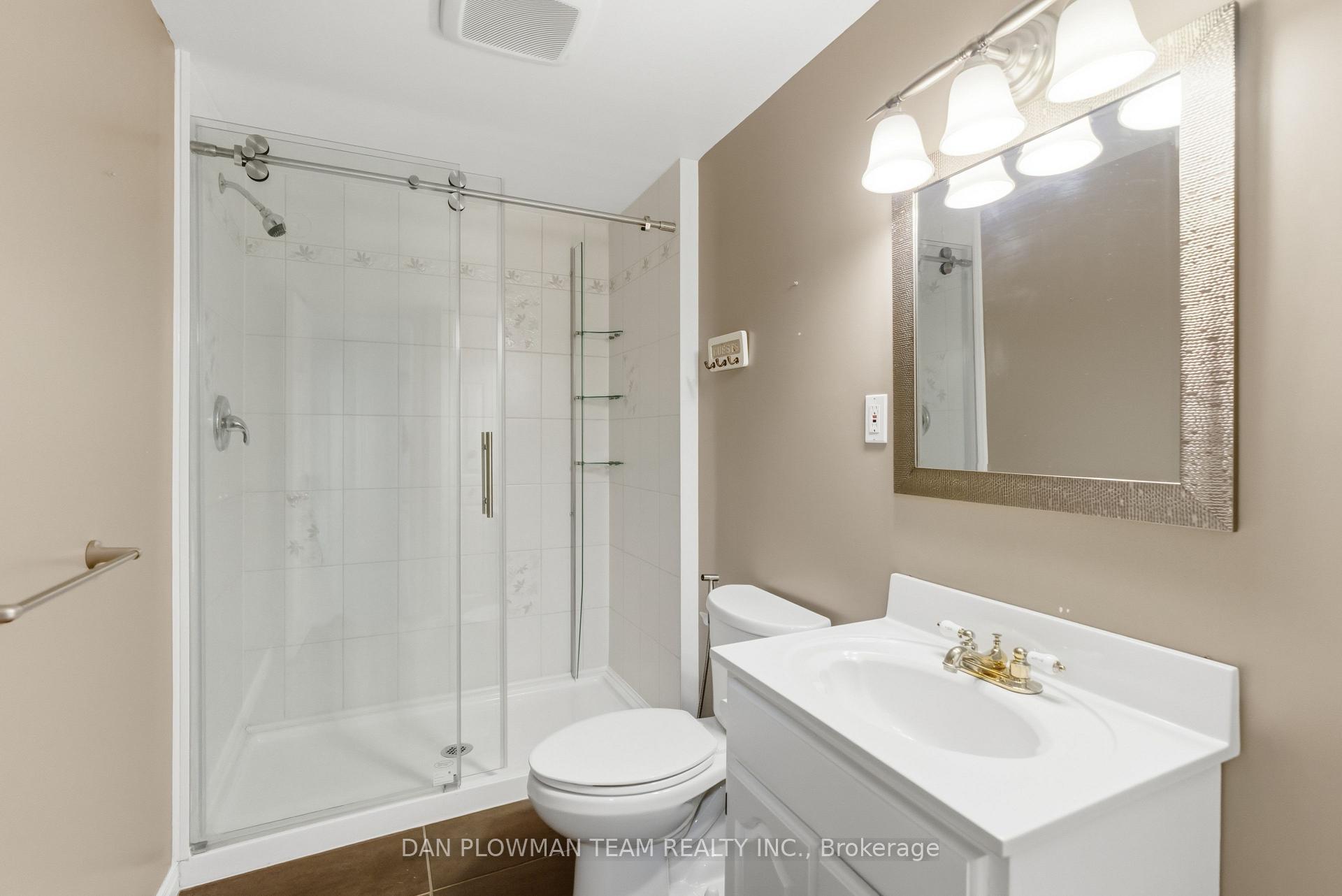 Photo 43 of 8 Aldcroft Crescent, Clarington, Bowmanville — HOMEH