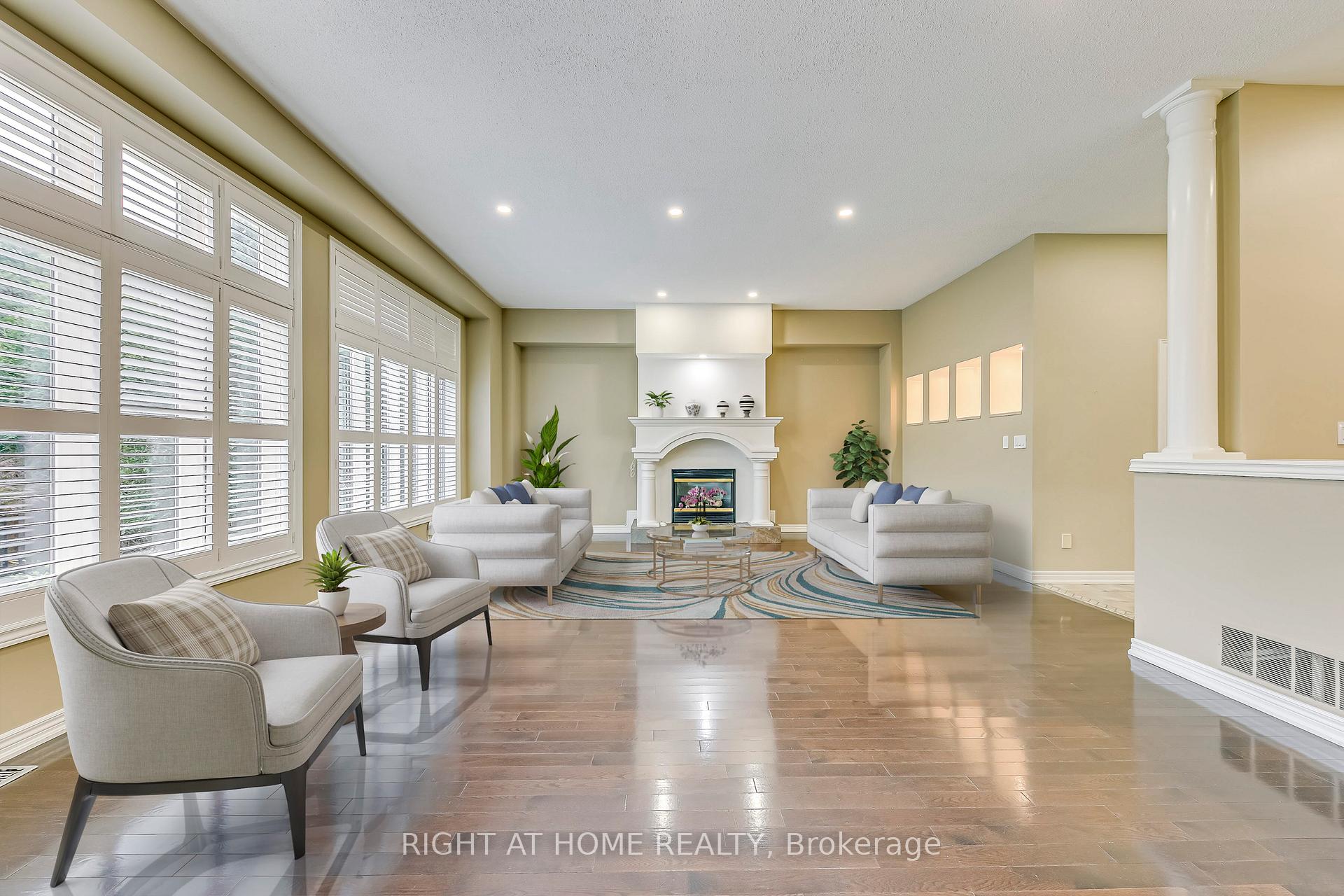 Front of 8 Hackamore Court
