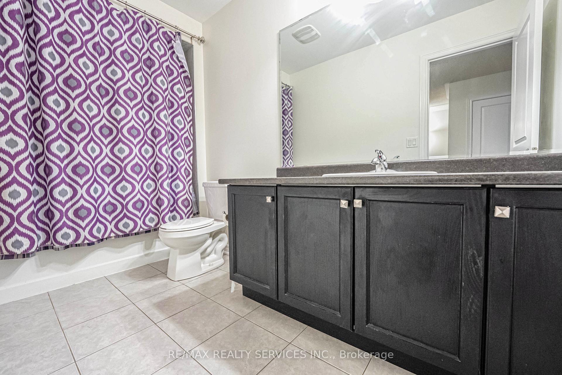 Photo 34 of 62 Hogan Manor Drive, Brampton, Northwest Brampton — HOMEH