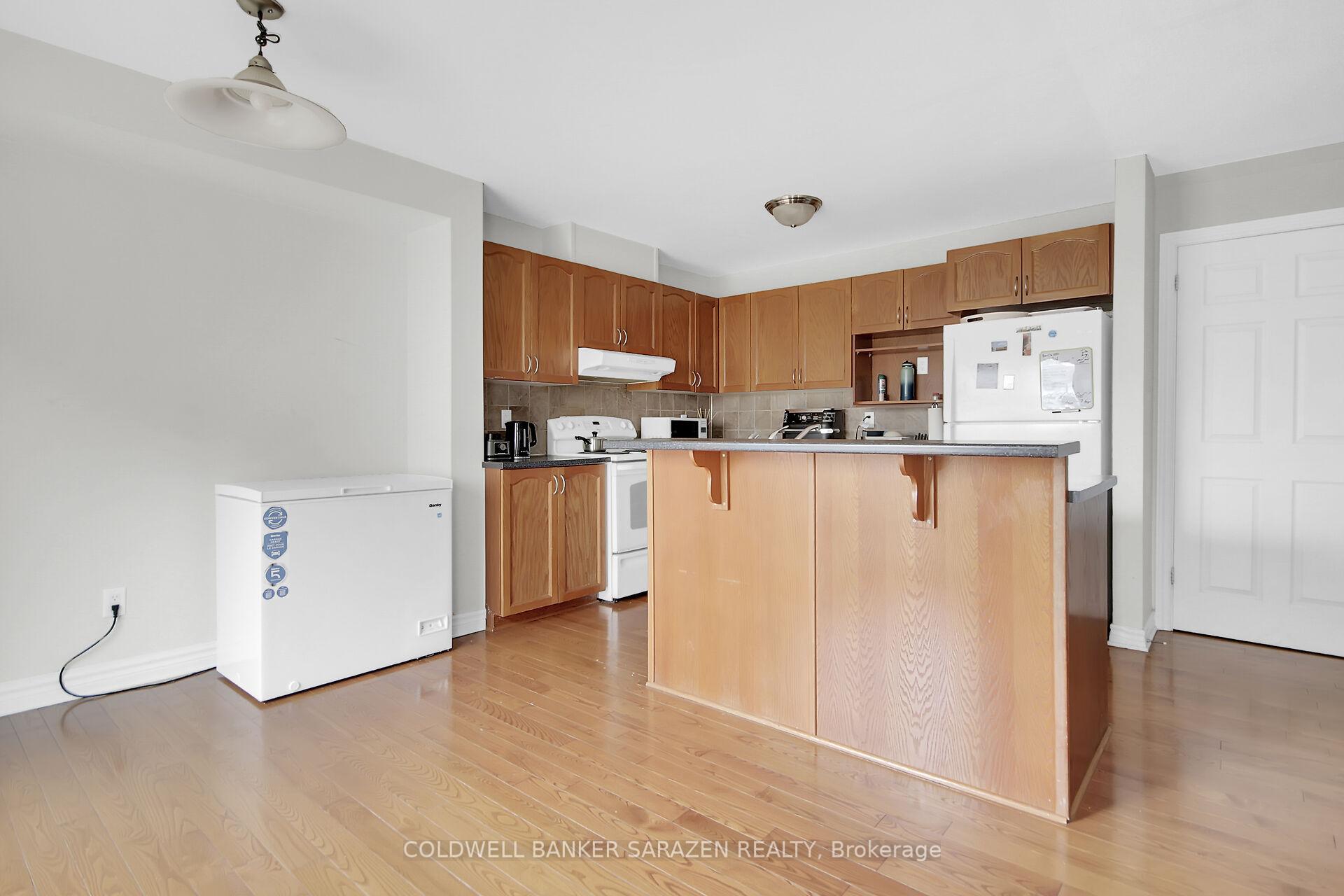 Photo 8 of 123 Tacom Circle, Ottawa, Barrhaven - Strandherd — HOMEH