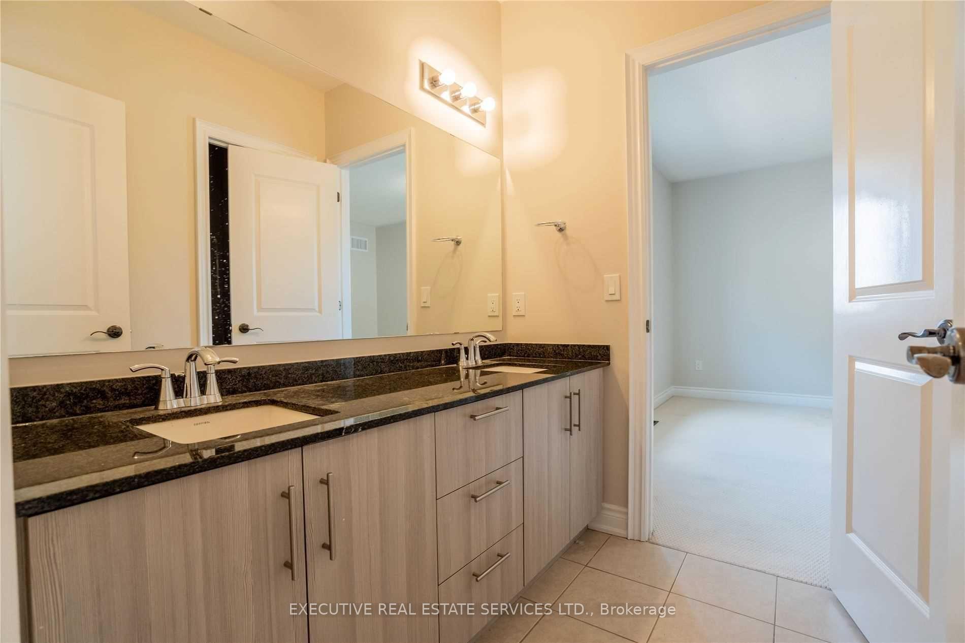 Photo 19 of 48 Foothills Crescent, Brampton, Toronto Gore Rural Estate — HOMEH