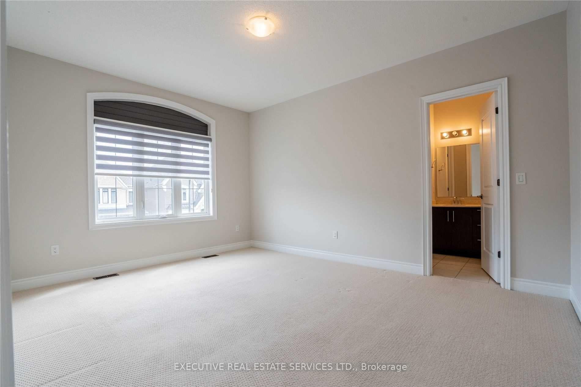 Photo 23 of 48 Foothills Crescent, Brampton, Toronto Gore Rural Estate — HOMEH