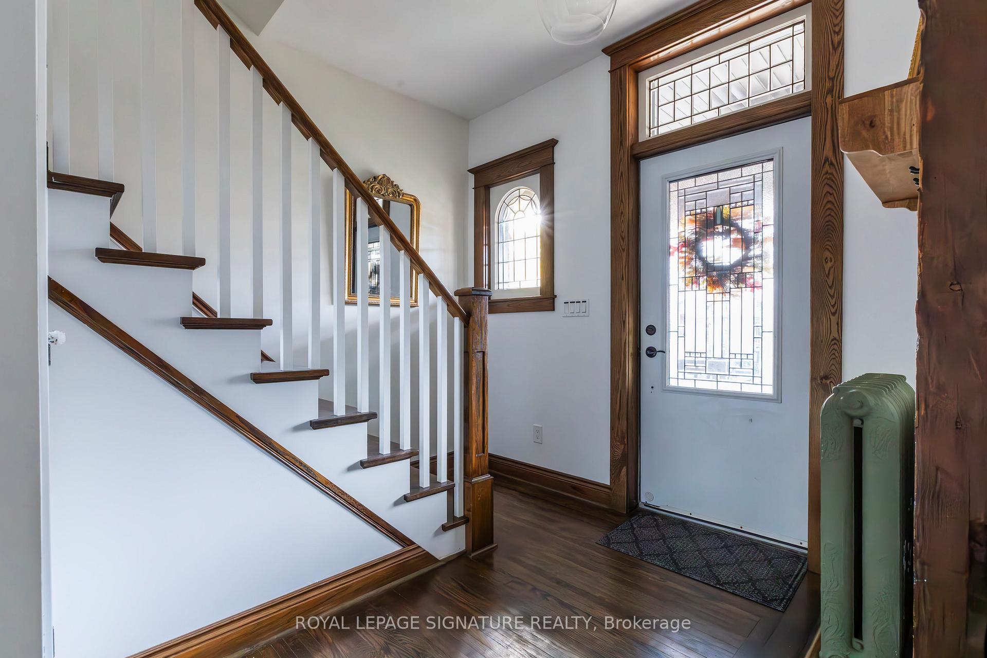 Photo 5 of 109 Fairleigh Avenue S, Hamilton, St. Clair — HOMEH