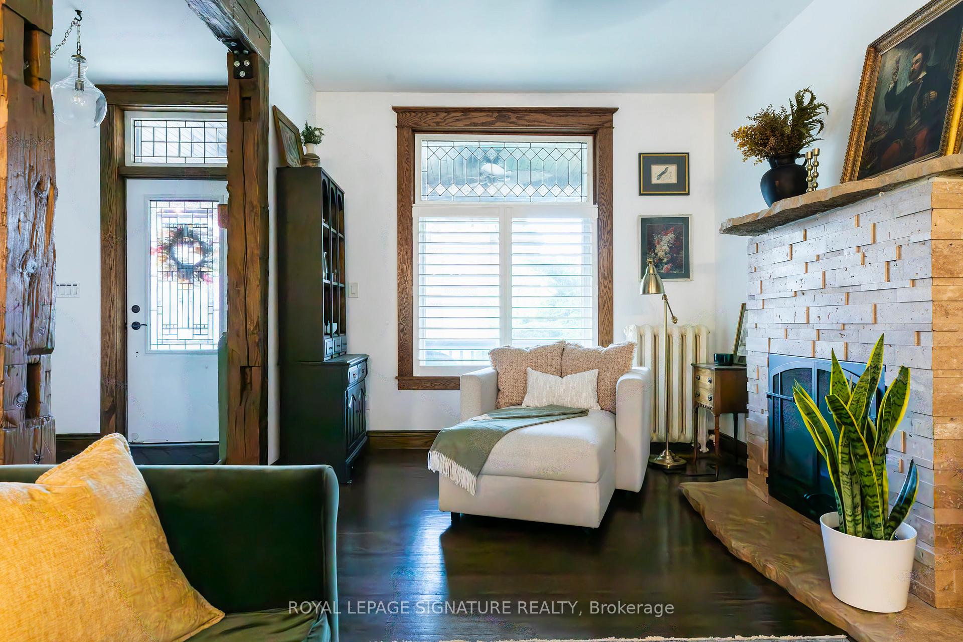 Photo 6 of 109 Fairleigh Avenue S, Hamilton, St. Clair — HOMEH