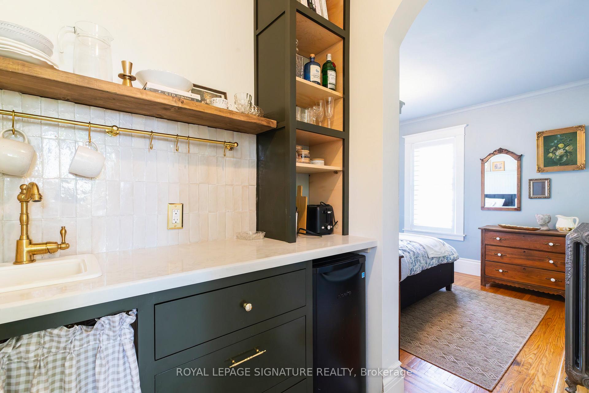 Photo 24 of 109 Fairleigh Avenue S, Hamilton, St. Clair — HOMEH