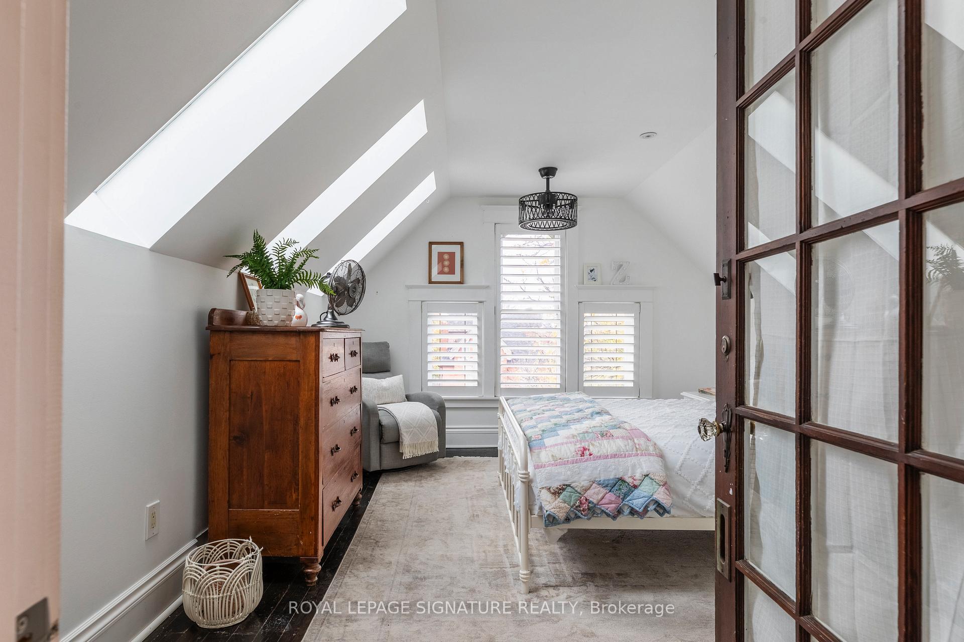 Photo 28 of 109 Fairleigh Avenue S, Hamilton, St. Clair — HOMEH
