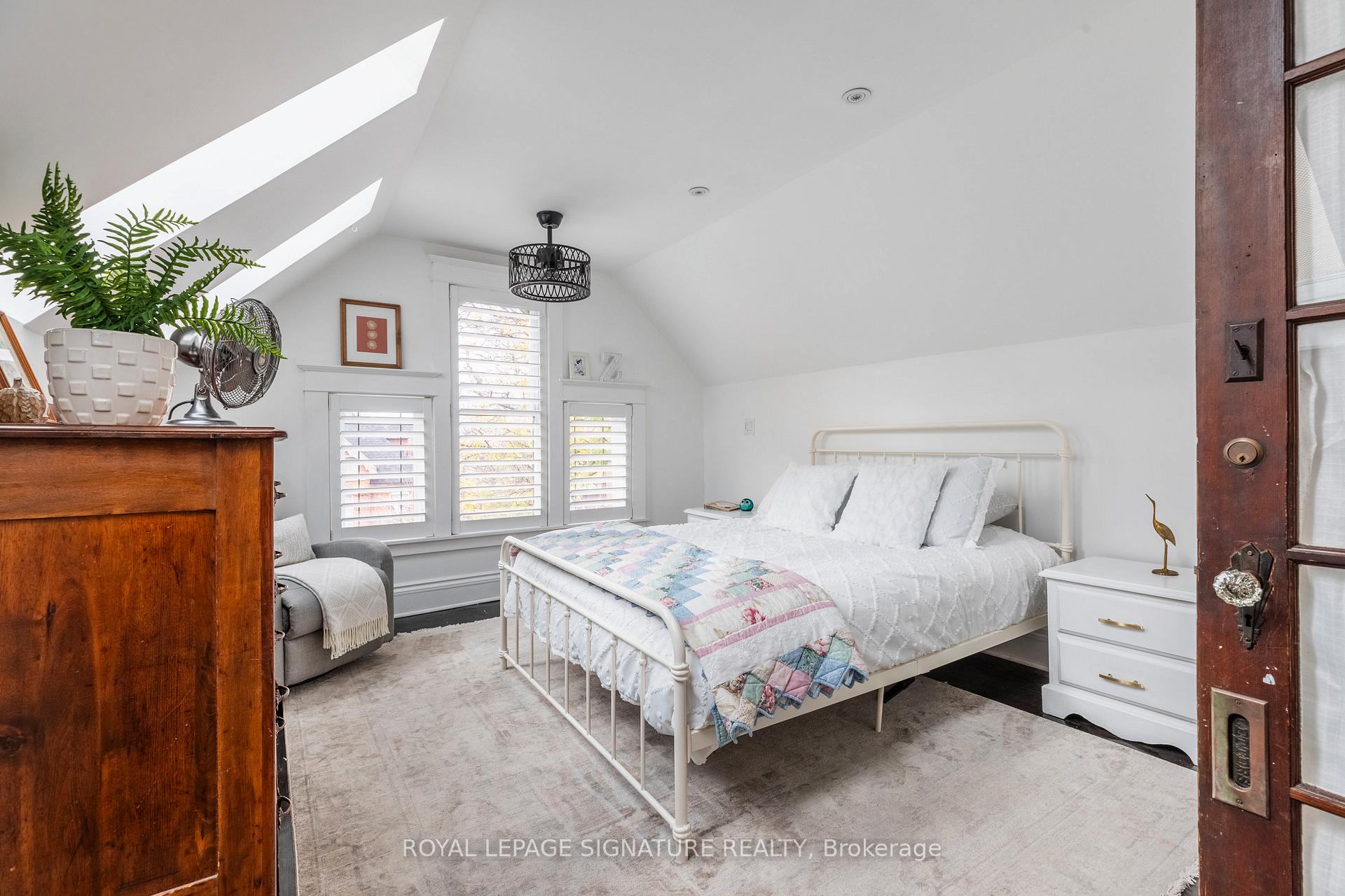 Photo 29 of 109 Fairleigh Avenue S, Hamilton, St. Clair — HOMEH