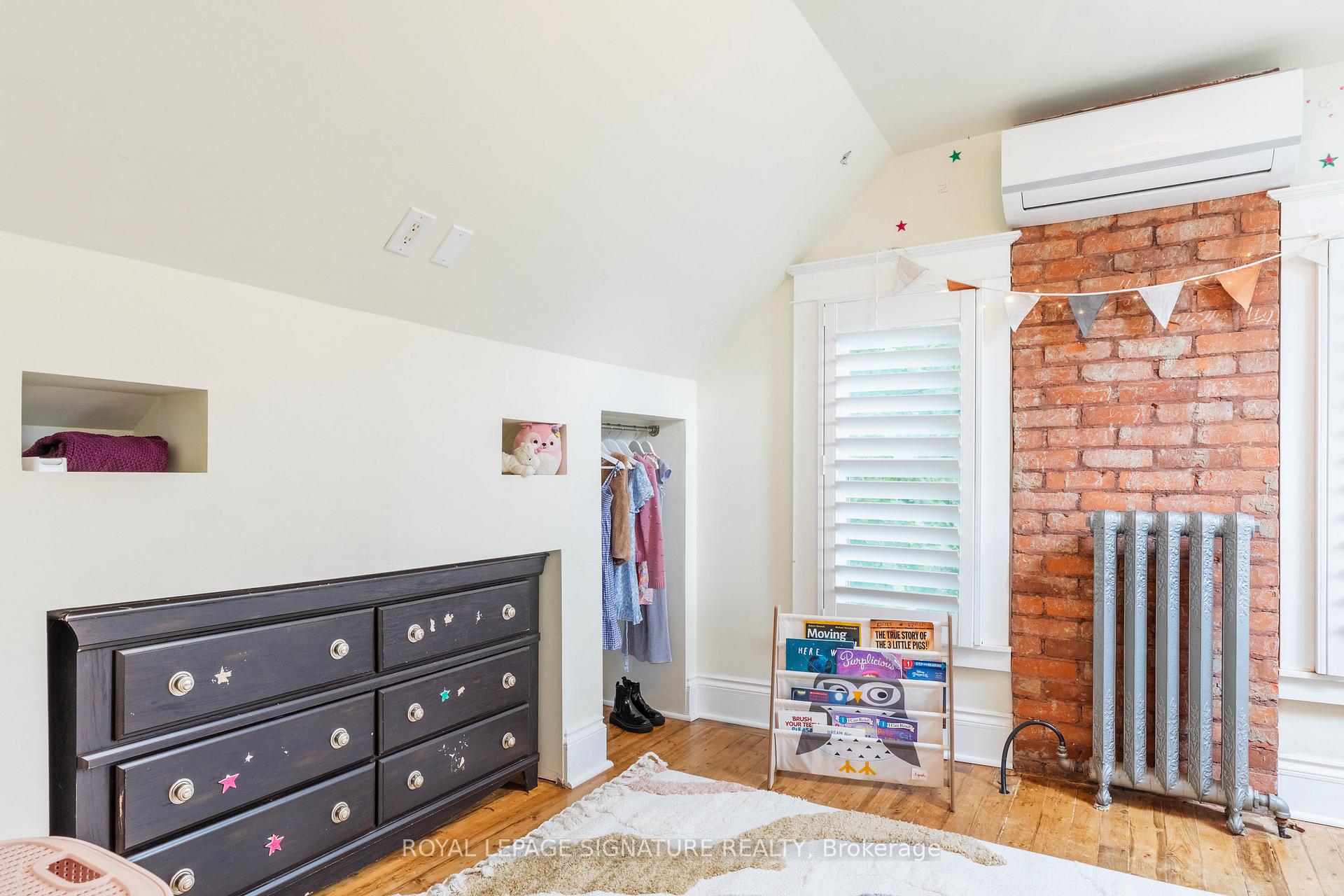 Photo 32 of 109 Fairleigh Avenue S, Hamilton, St. Clair — HOMEH
