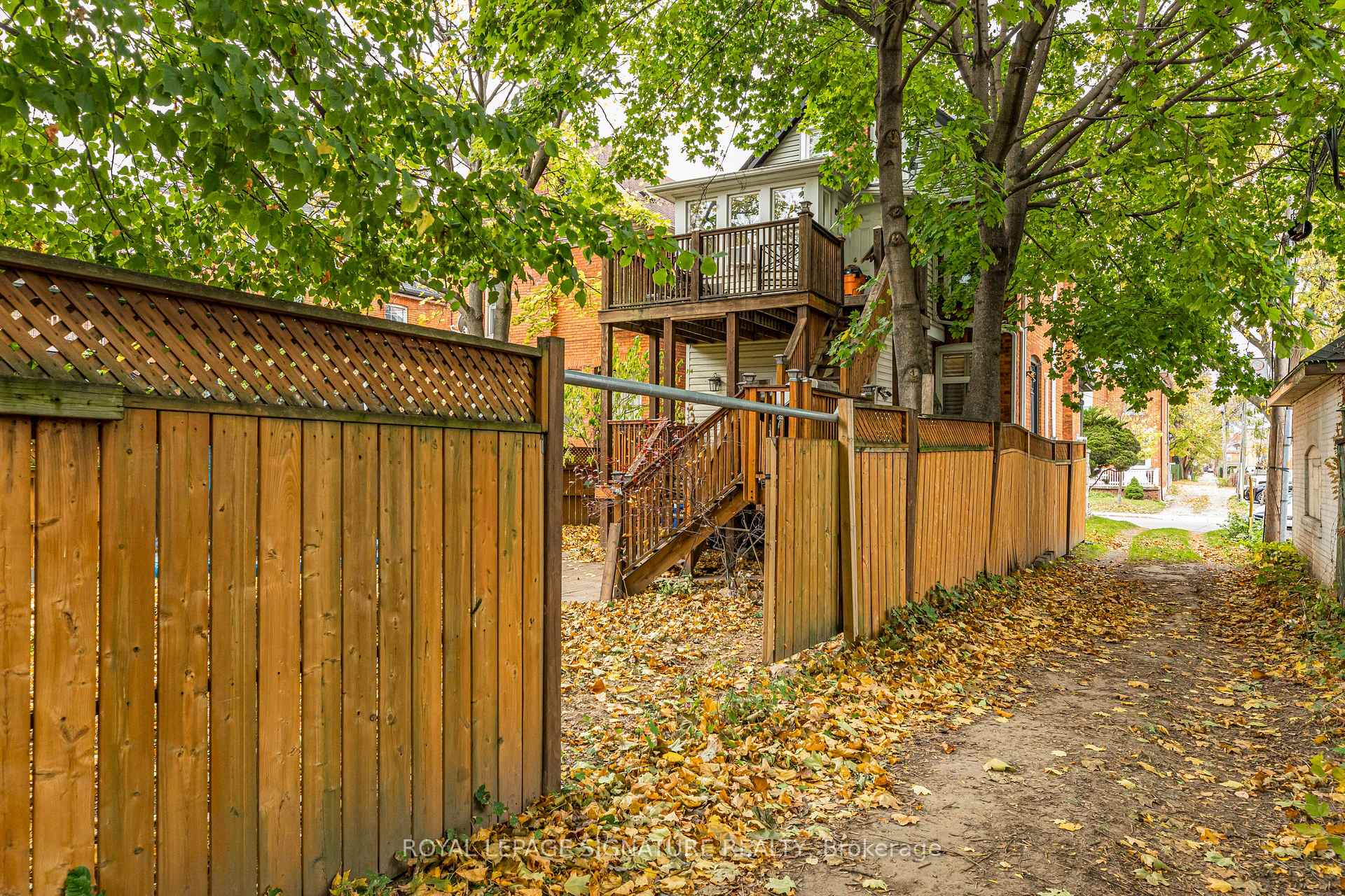 Photo 38 of 109 Fairleigh Avenue S, Hamilton, St. Clair — HOMEH