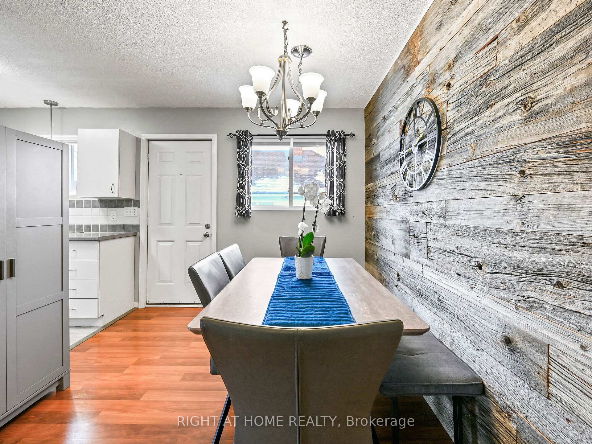 Photo 10 of 56 Chetwood Street, St. Catharines, Western Hill — HOMEH