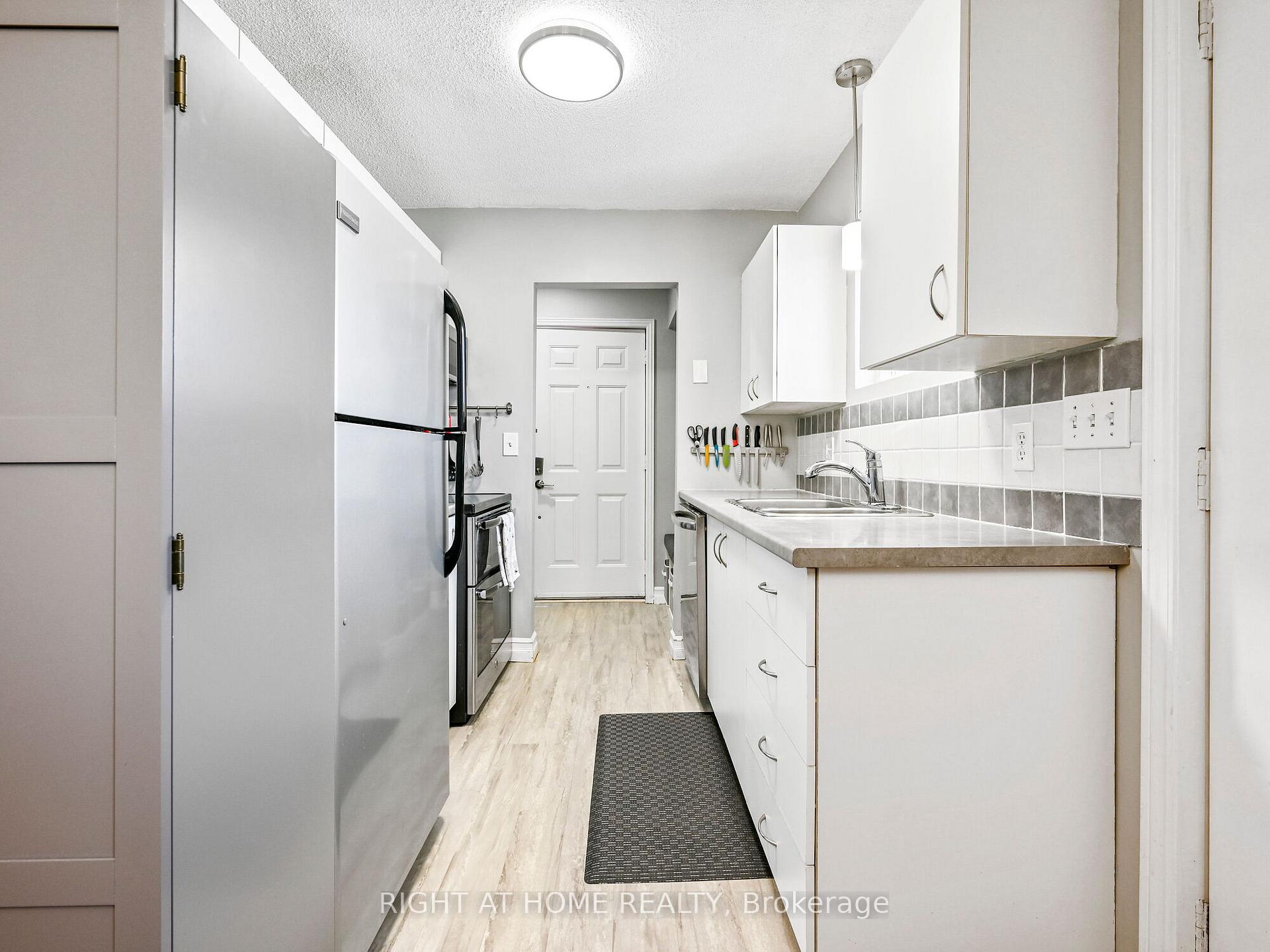 Photo 11 of 56 Chetwood Street, St. Catharines, Western Hill — HOMEH