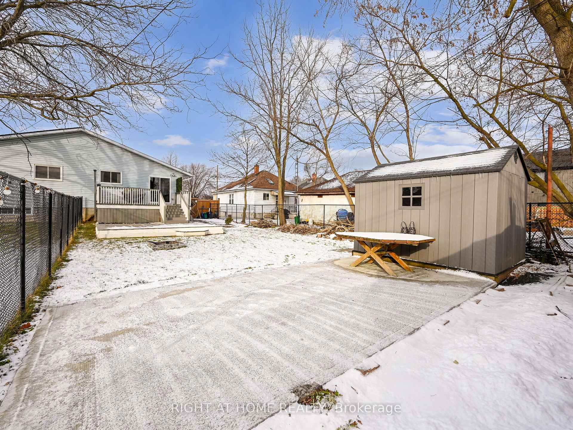 Photo 33 of 56 Chetwood Street, St. Catharines, Western Hill — HOMEH