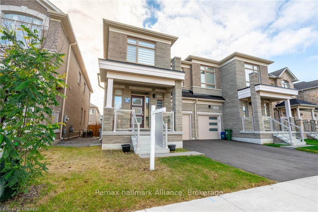 Photo 2 of 20 Westfield Crescent, Hamilton, Waterdown — HOMEH