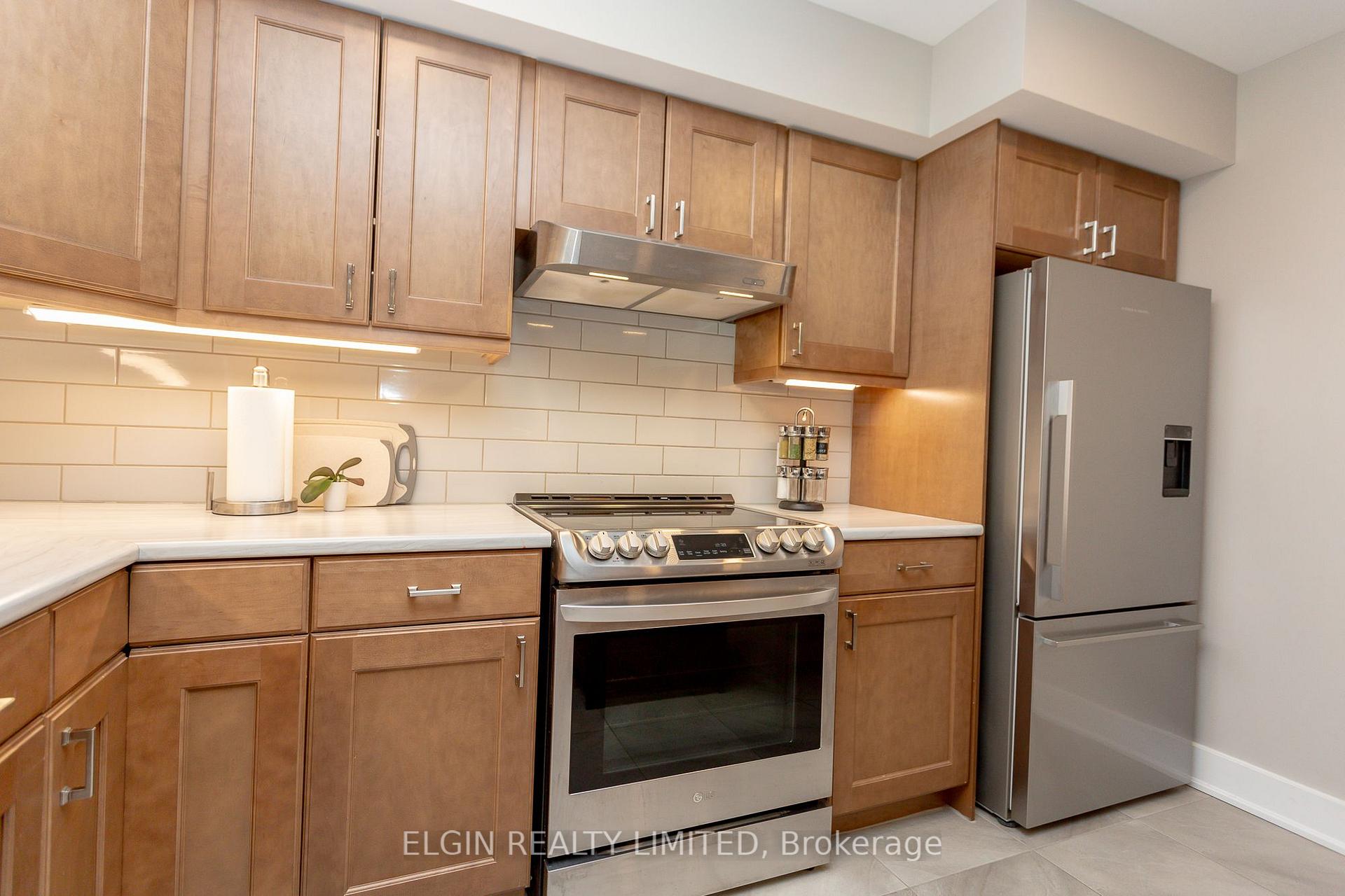 Photo 11 of 13 Isabel Street, St. Thomas — HOMEH