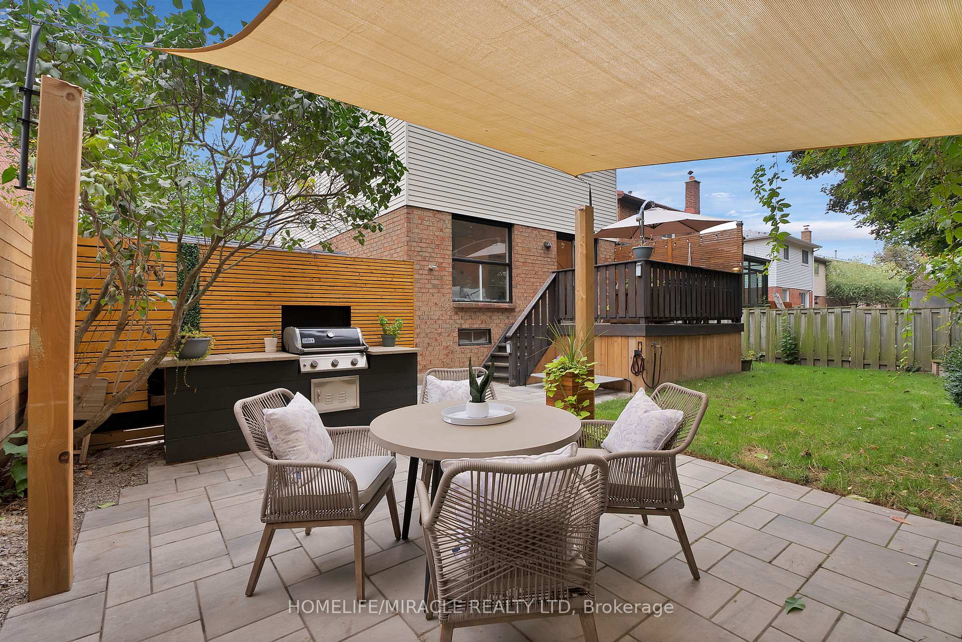 Photo 36 of 36 Driftwood Crescent, Brampton, Heart Lake East — HOMEH