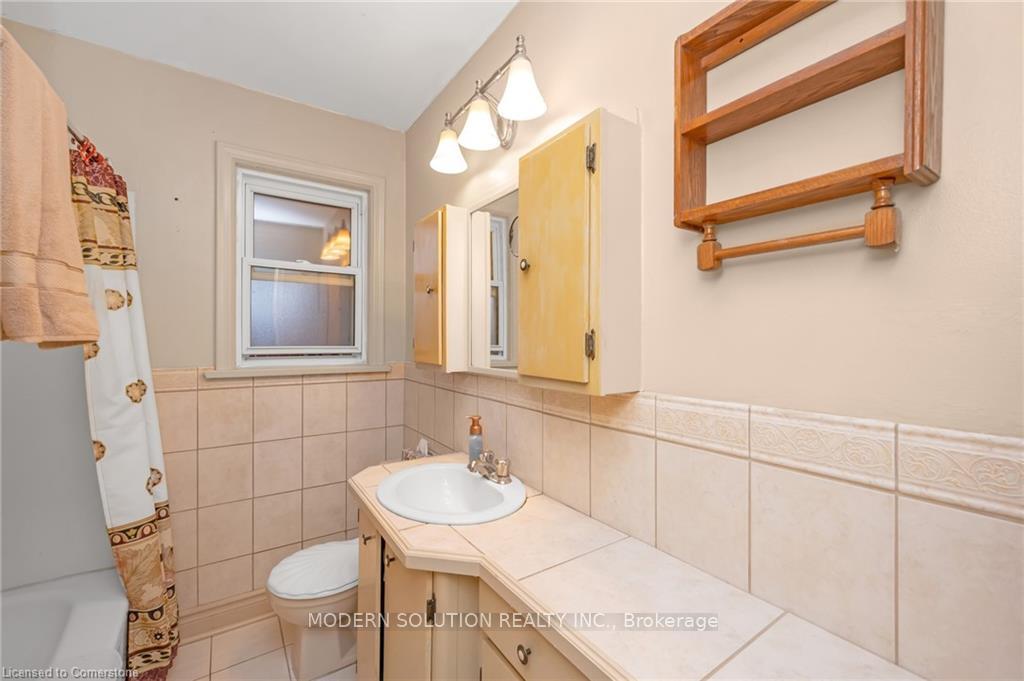 Photo 15 of 12 Robertson Place, St. Catharines, E. Chester — HOMEH