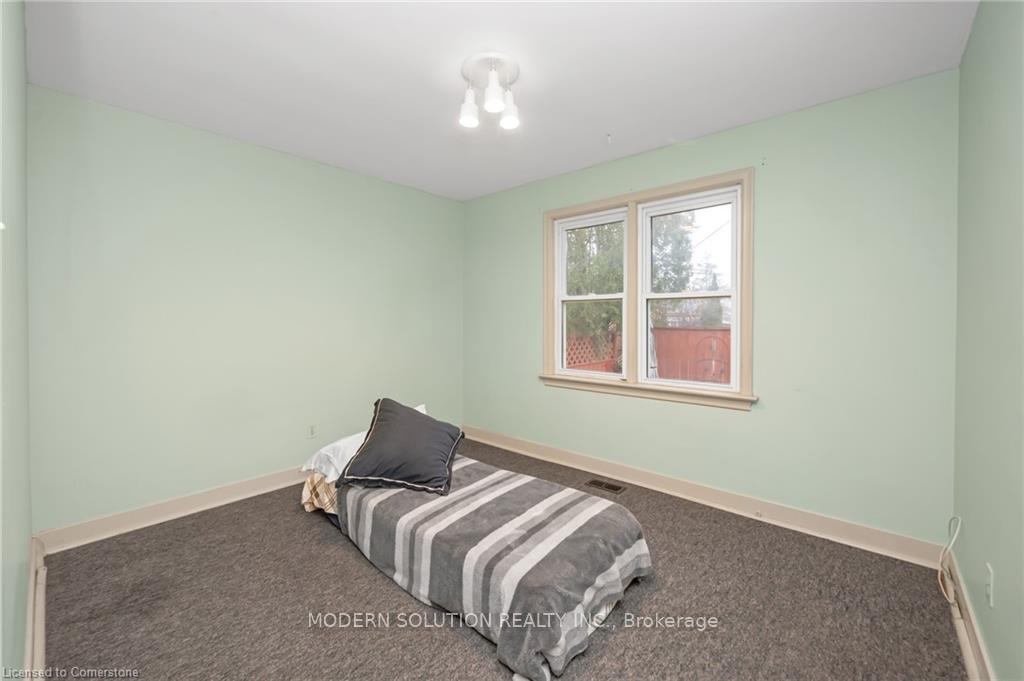 Photo 16 of 12 Robertson Place, St. Catharines, E. Chester — HOMEH