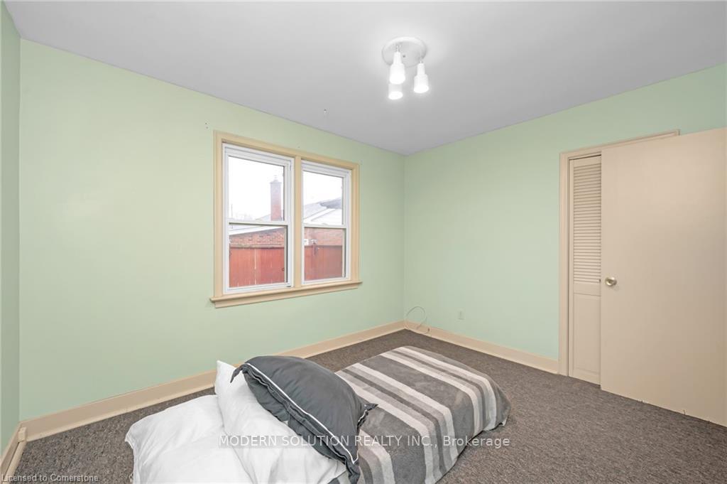 Photo 17 of 12 Robertson Place, St. Catharines, E. Chester — HOMEH