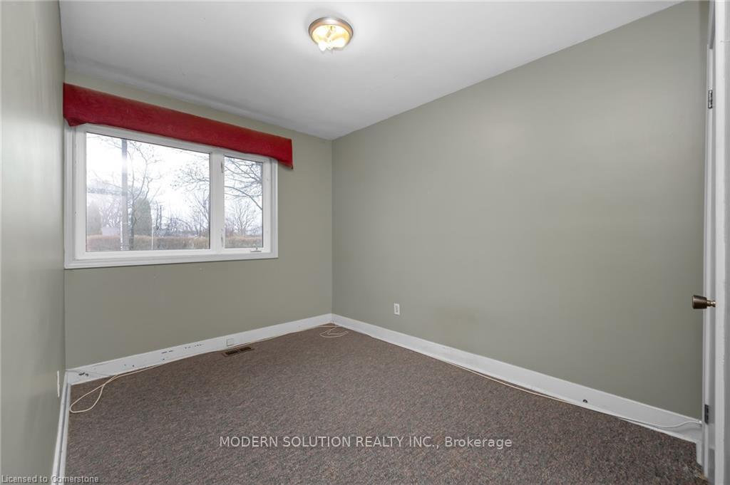 Photo 18 of 12 Robertson Place, St. Catharines, E. Chester — HOMEH