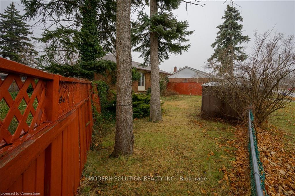 Photo 30 of 12 Robertson Place, St. Catharines, E. Chester — HOMEH