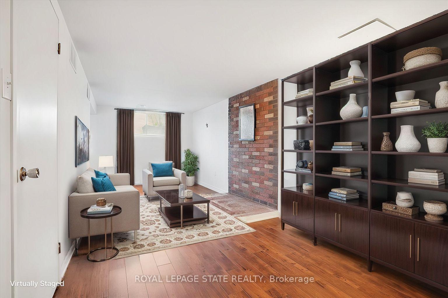 Photo 6 of 77 Cranbrook Drive, Hamilton, Gilkson — HOMEH