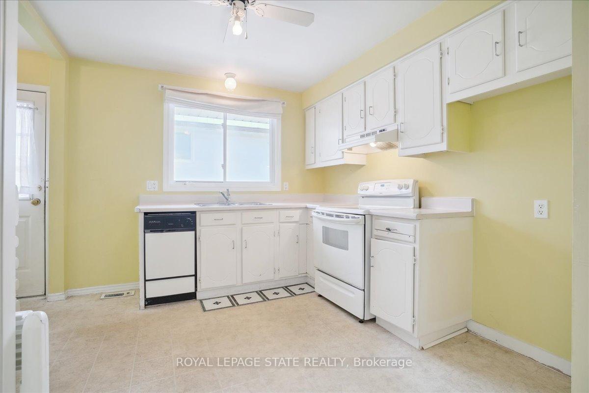 Photo 21 of 77 Cranbrook Drive, Hamilton, Gilkson — HOMEH