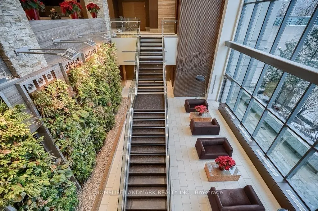 Photo 23 of Unit 827, 35 Brian Peck Crescent, Toronto, Thorncliffe Park — HOMEH