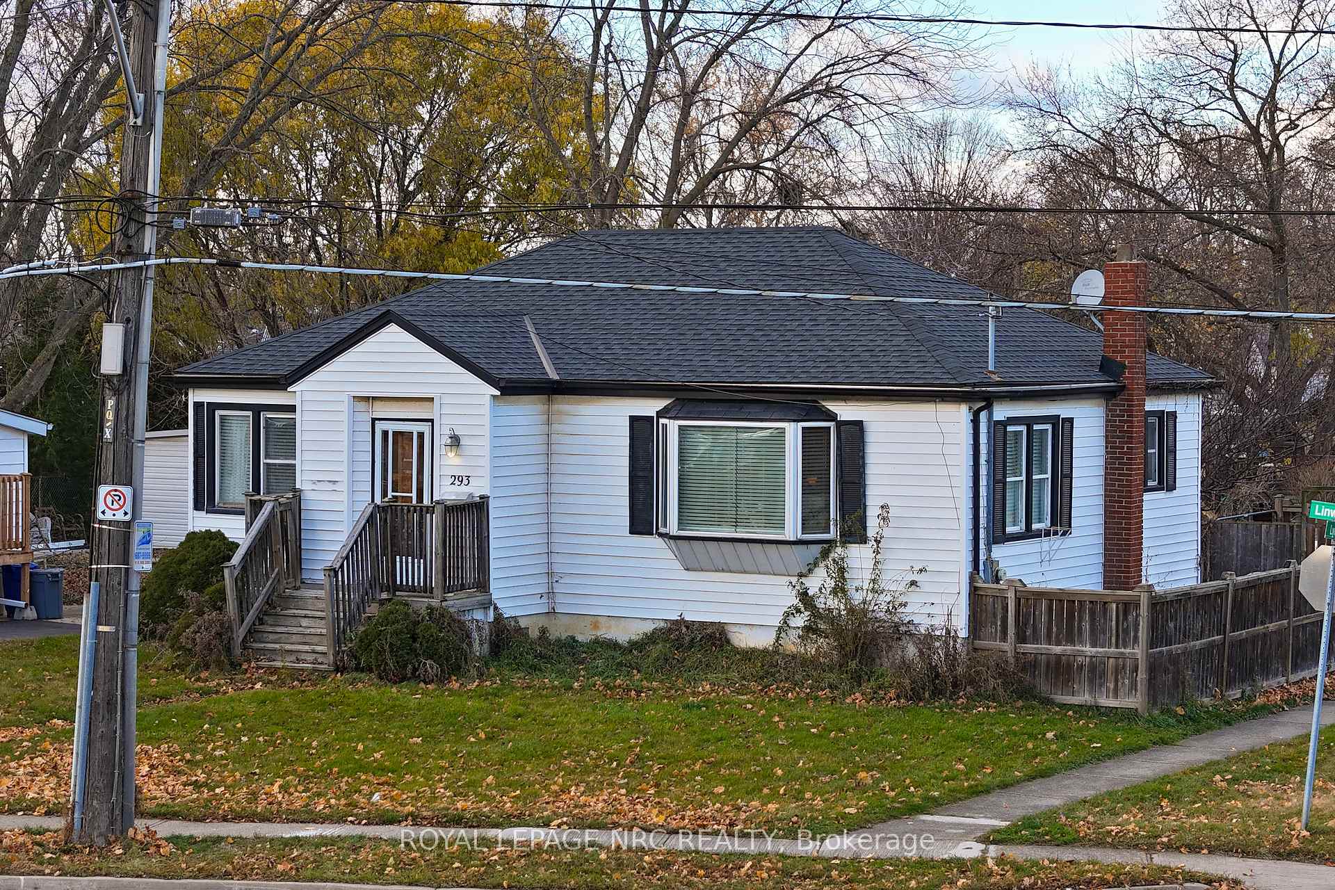 Photo 3 of 293 Linwell Road, St. Catharines, Vine/Linwell — HOMEH