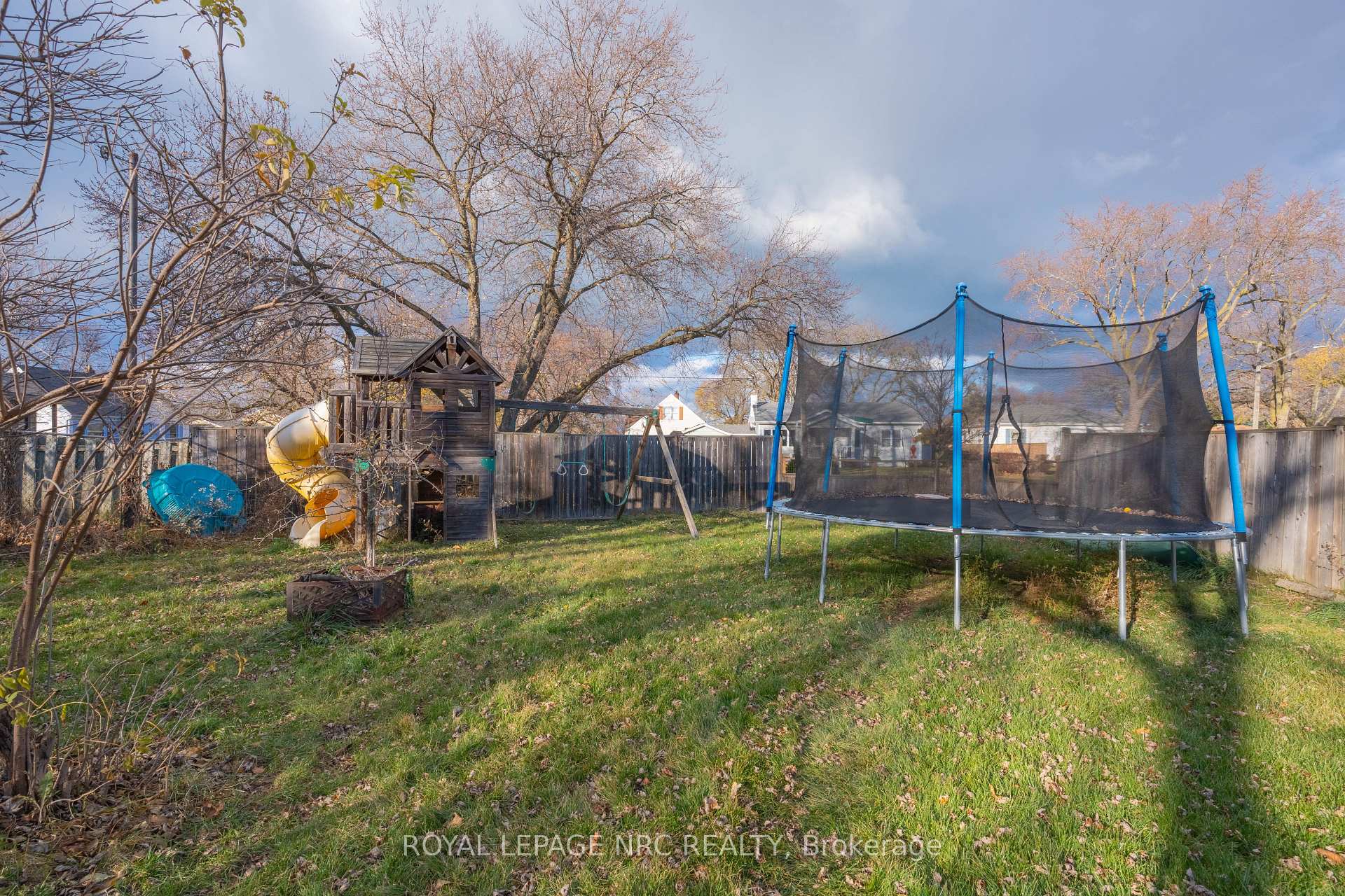 Photo 24 of 293 Linwell Road, St. Catharines, Vine/Linwell — HOMEH