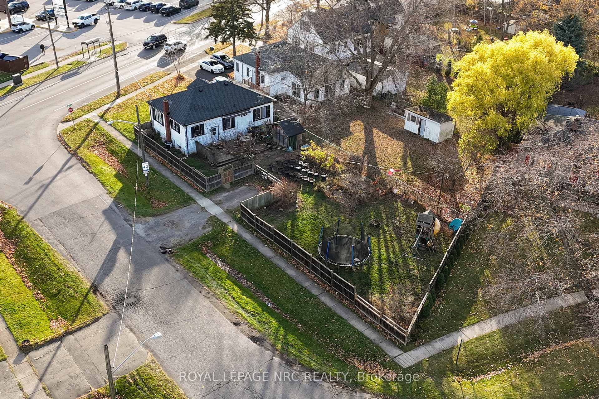 Photo 25 of 293 Linwell Road, St. Catharines, Vine/Linwell — HOMEH