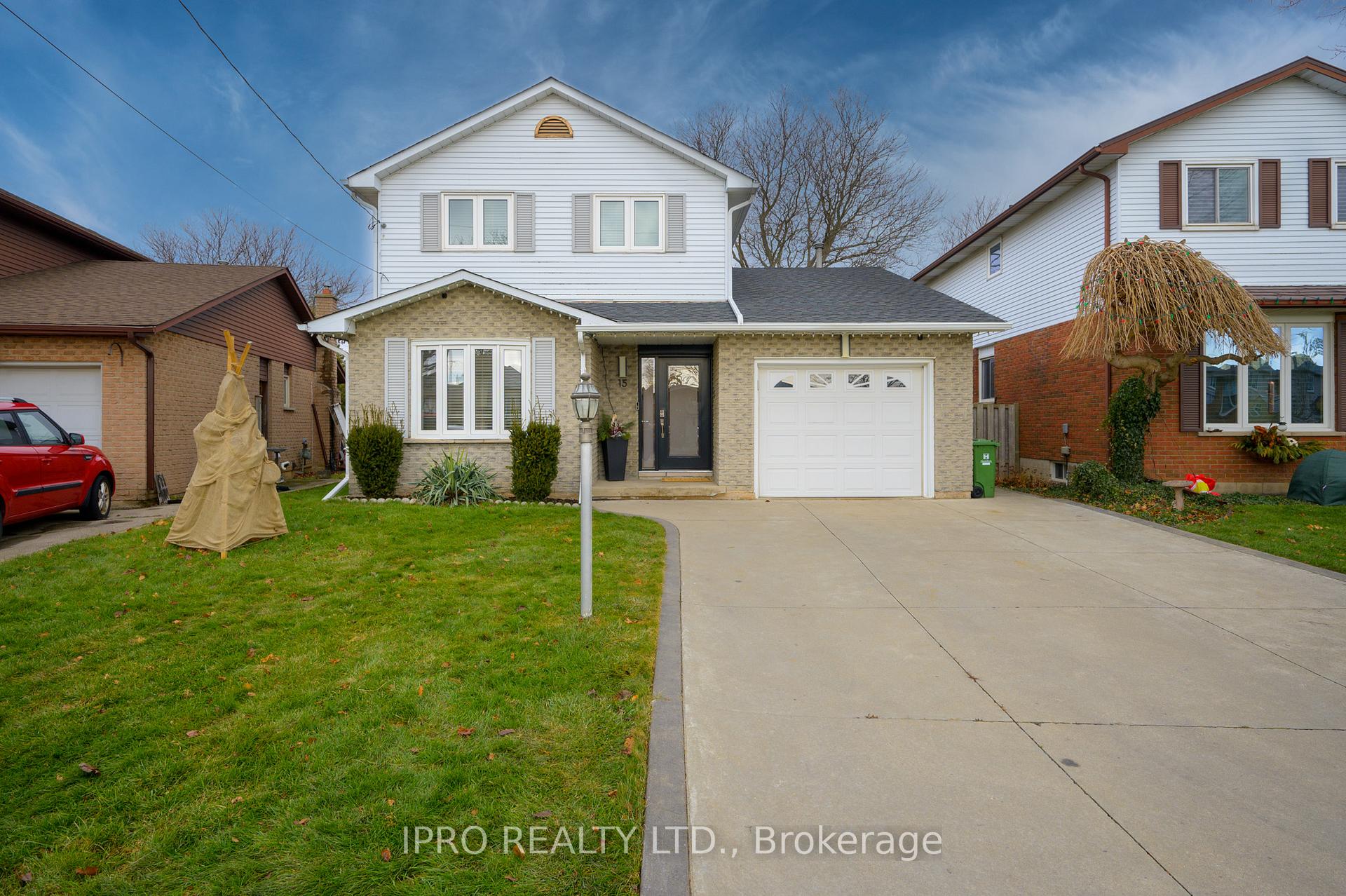 Photo 1 of 15 Elmbank Street S, Hamilton, Eleanor — HOMEH