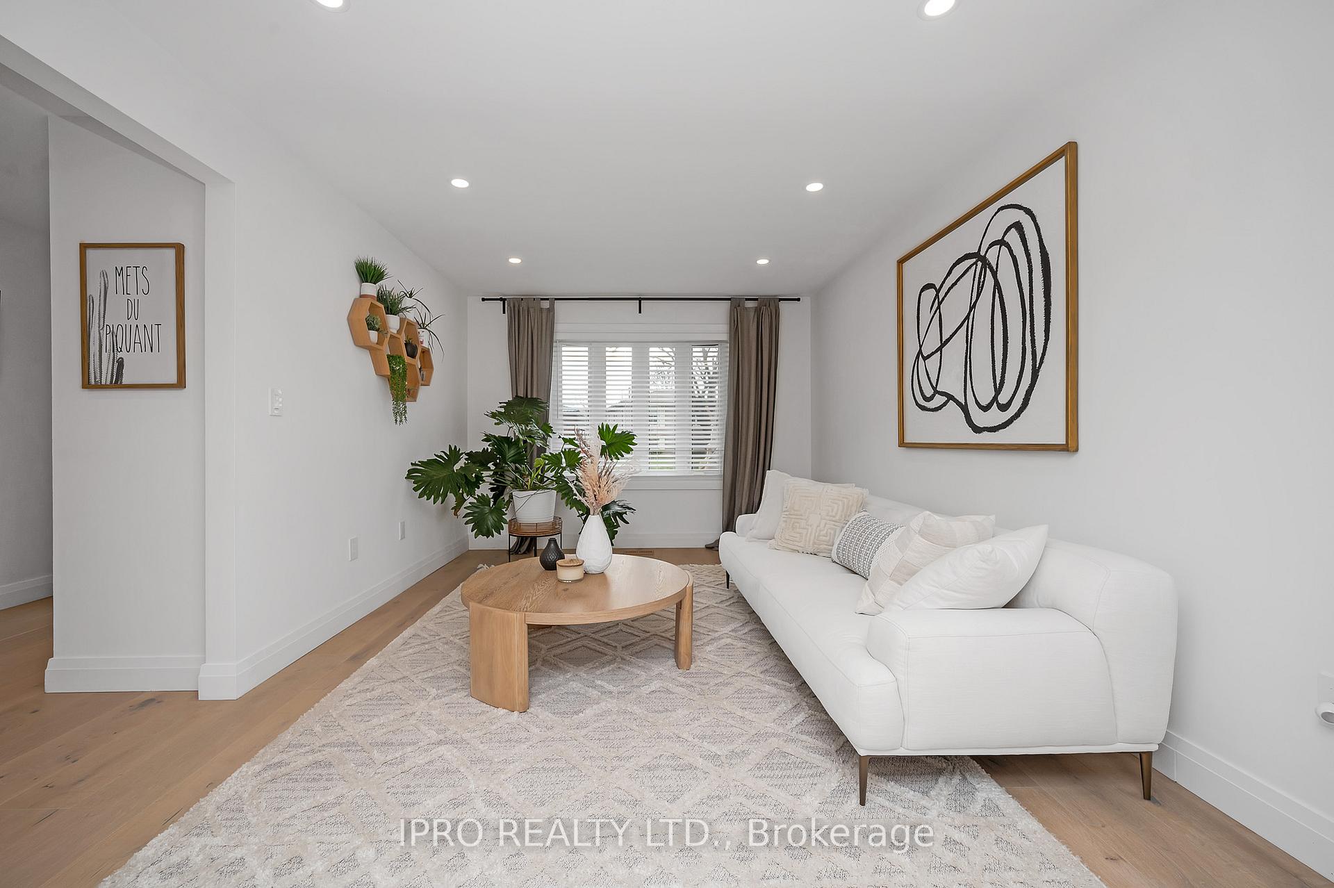 Photo 7 of 15 Elmbank Street S, Hamilton, Eleanor — HOMEH