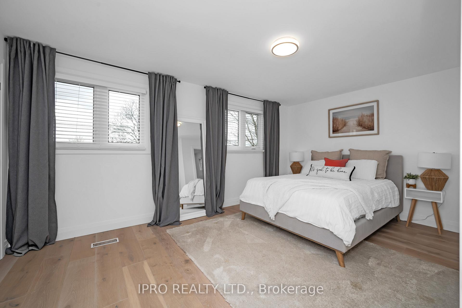 Photo 26 of 15 Elmbank Street S, Hamilton, Eleanor — HOMEH