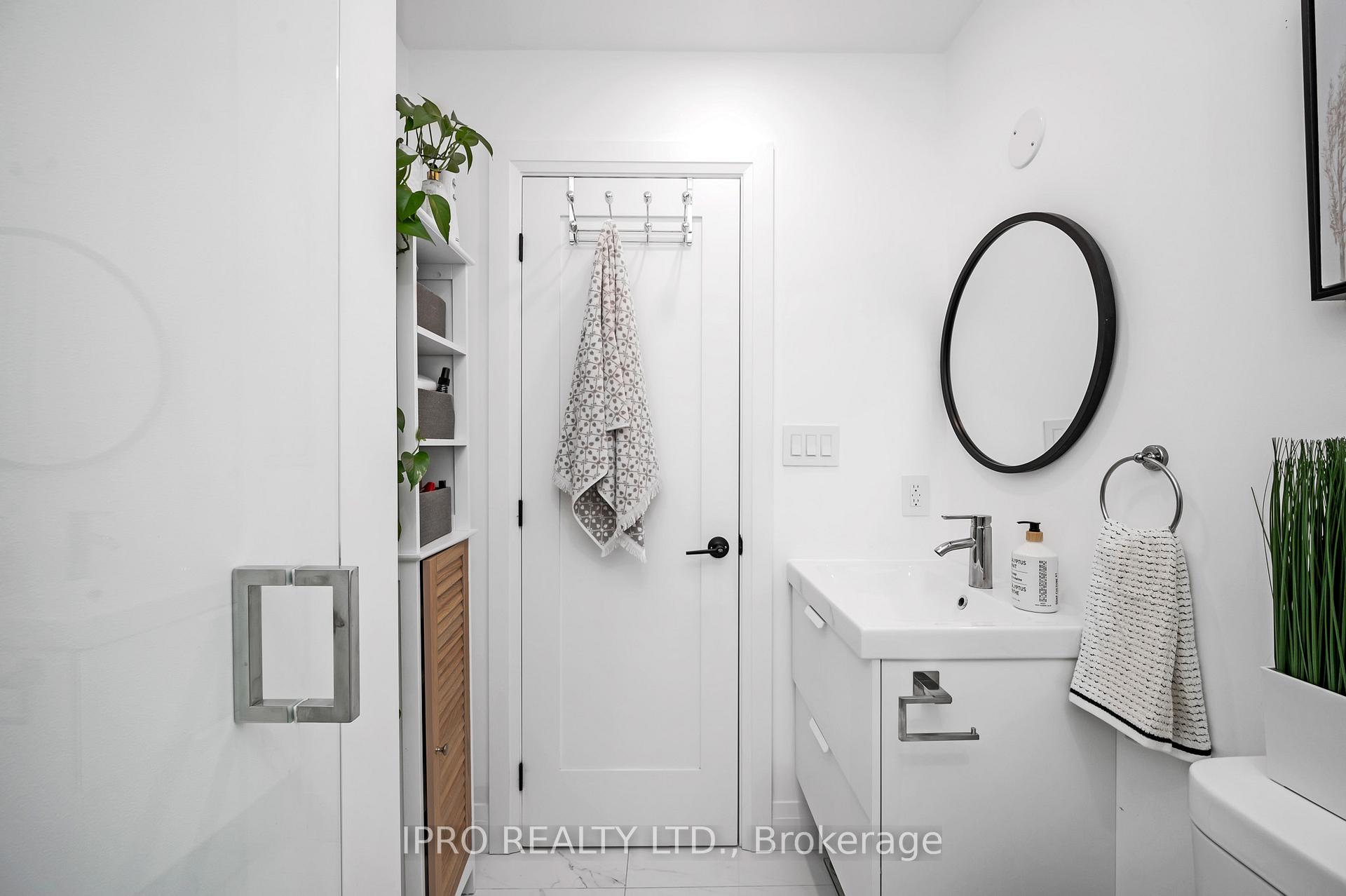 Photo 29 of 15 Elmbank Street S, Hamilton, Eleanor — HOMEH
