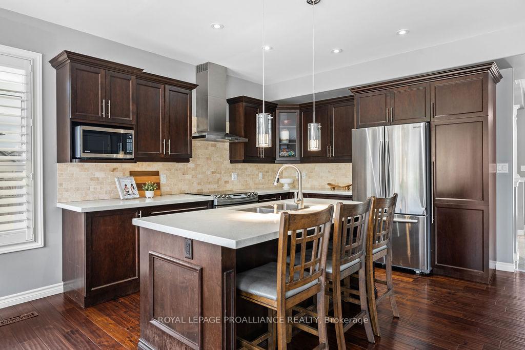 Photo 12 of 33 Butternut Court, Belleville, Belleville Ward — HOMEH