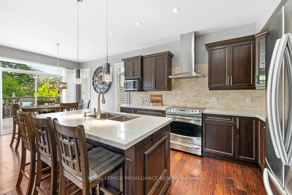 Photo 14 of 33 Butternut Court, Belleville, Belleville Ward — HOMEH