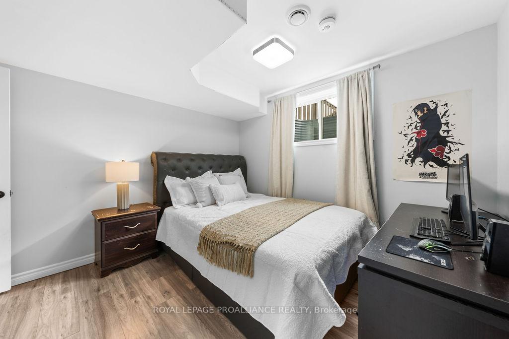 Photo 37 of 33 Butternut Court, Belleville, Belleville Ward — HOMEH