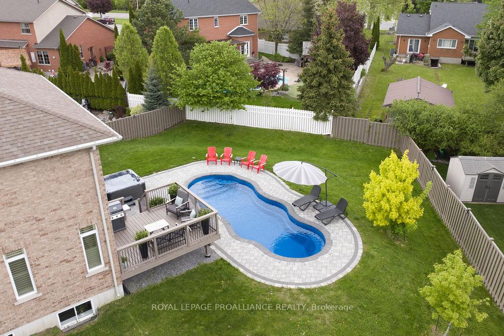 Photo 49 of 33 Butternut Court, Belleville, Belleville Ward — HOMEH