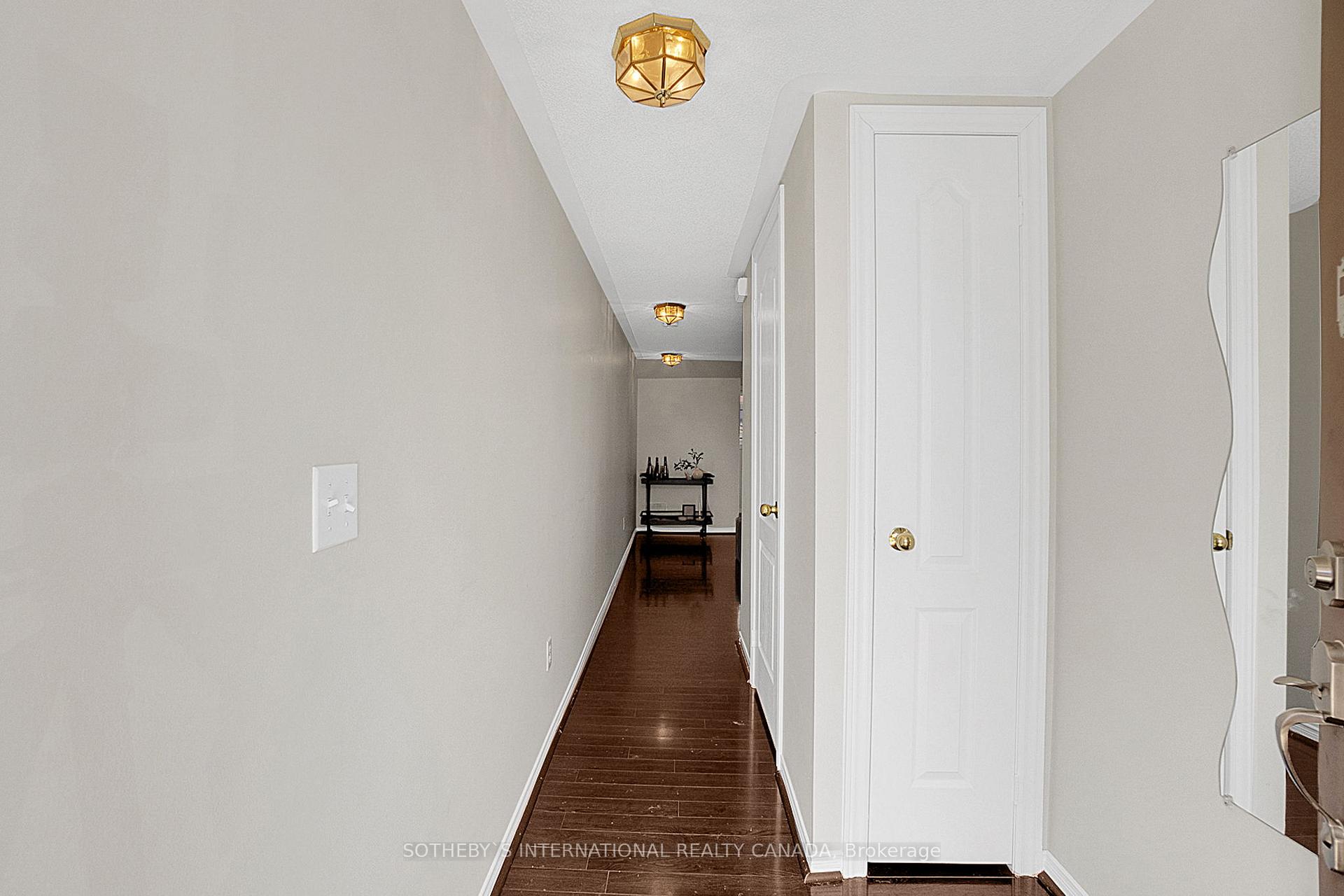 Photo 5 of 7 Gemstone Lane, Brampton, Downtown Brampton — HOMEH