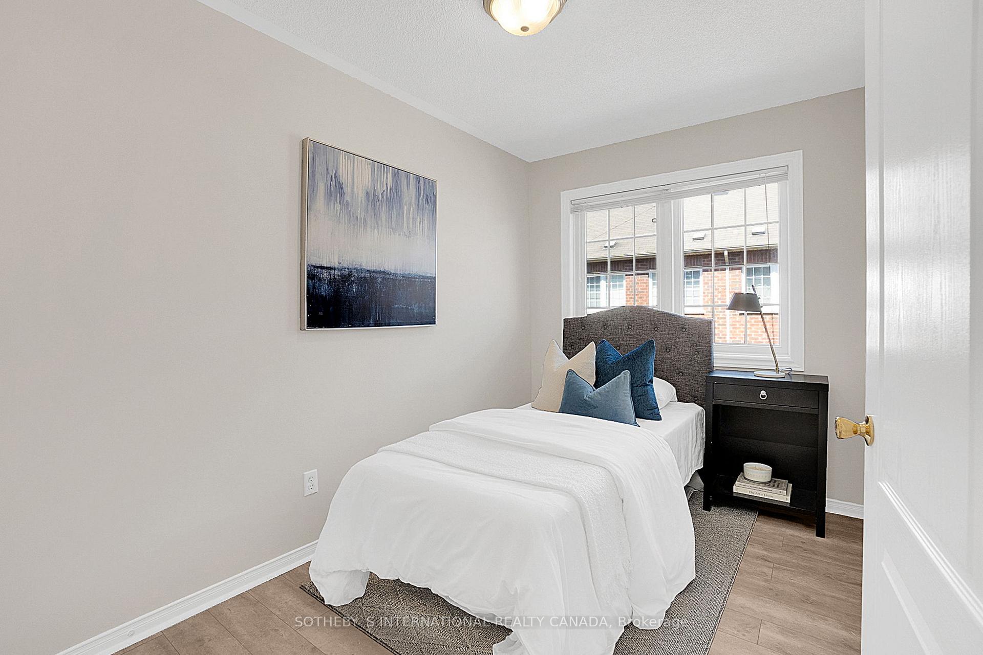 Photo 20 of 7 Gemstone Lane, Brampton, Downtown Brampton — HOMEH