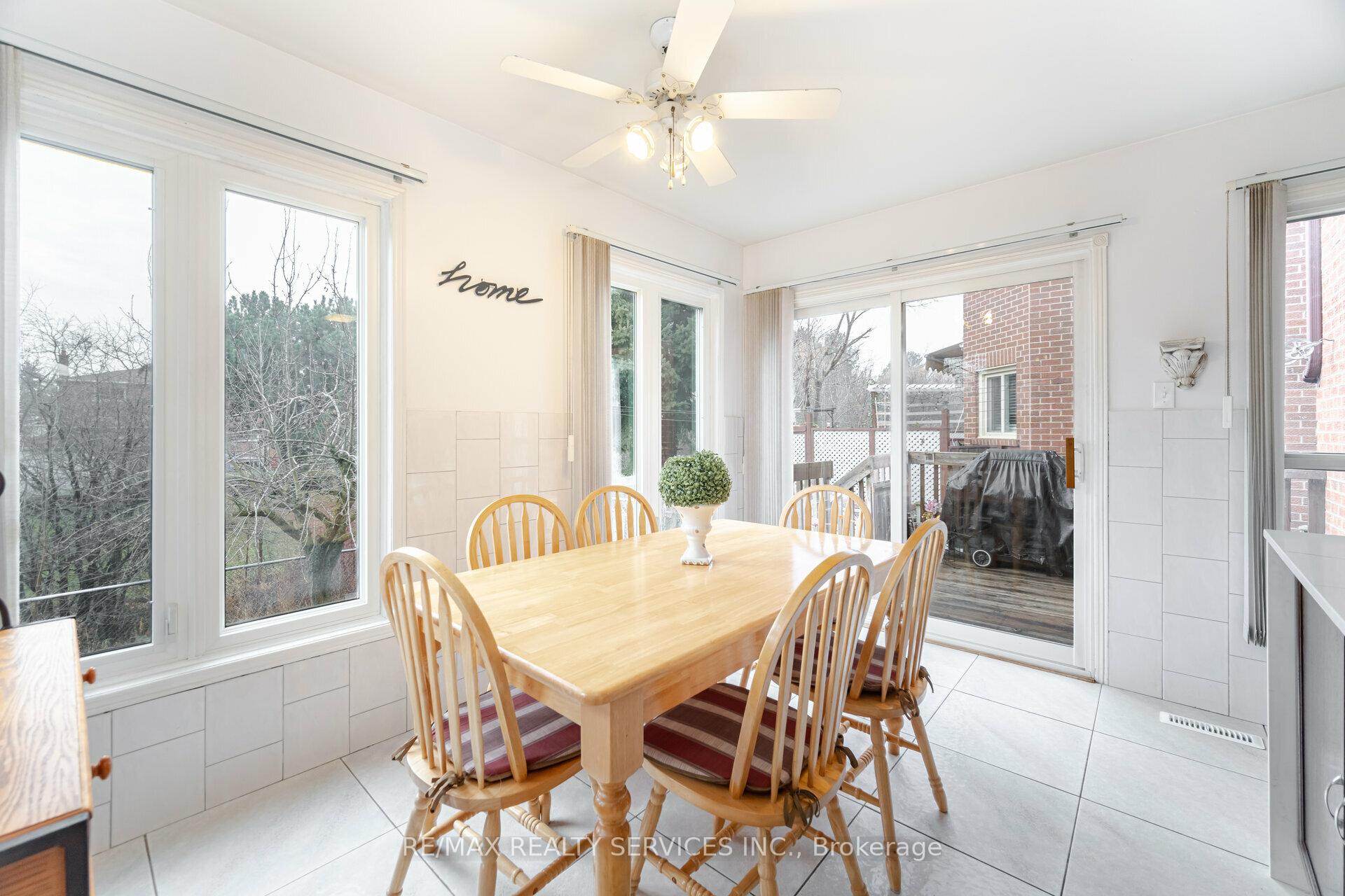 Photo 10 of 140 Lord Simcoe Drive W, Brampton, Westgate — HOMEH