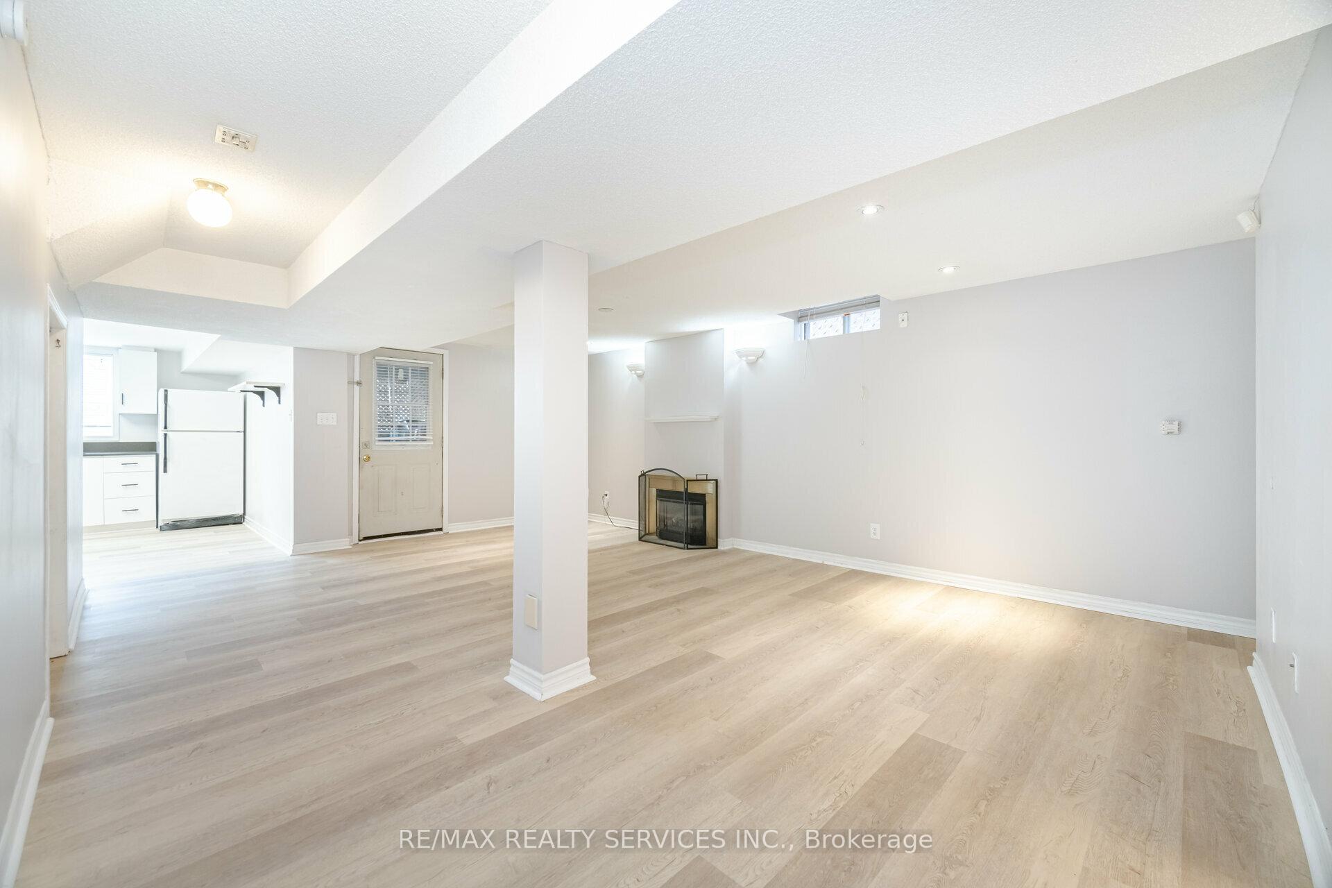 Photo 32 of 140 Lord Simcoe Drive W, Brampton, Westgate — HOMEH