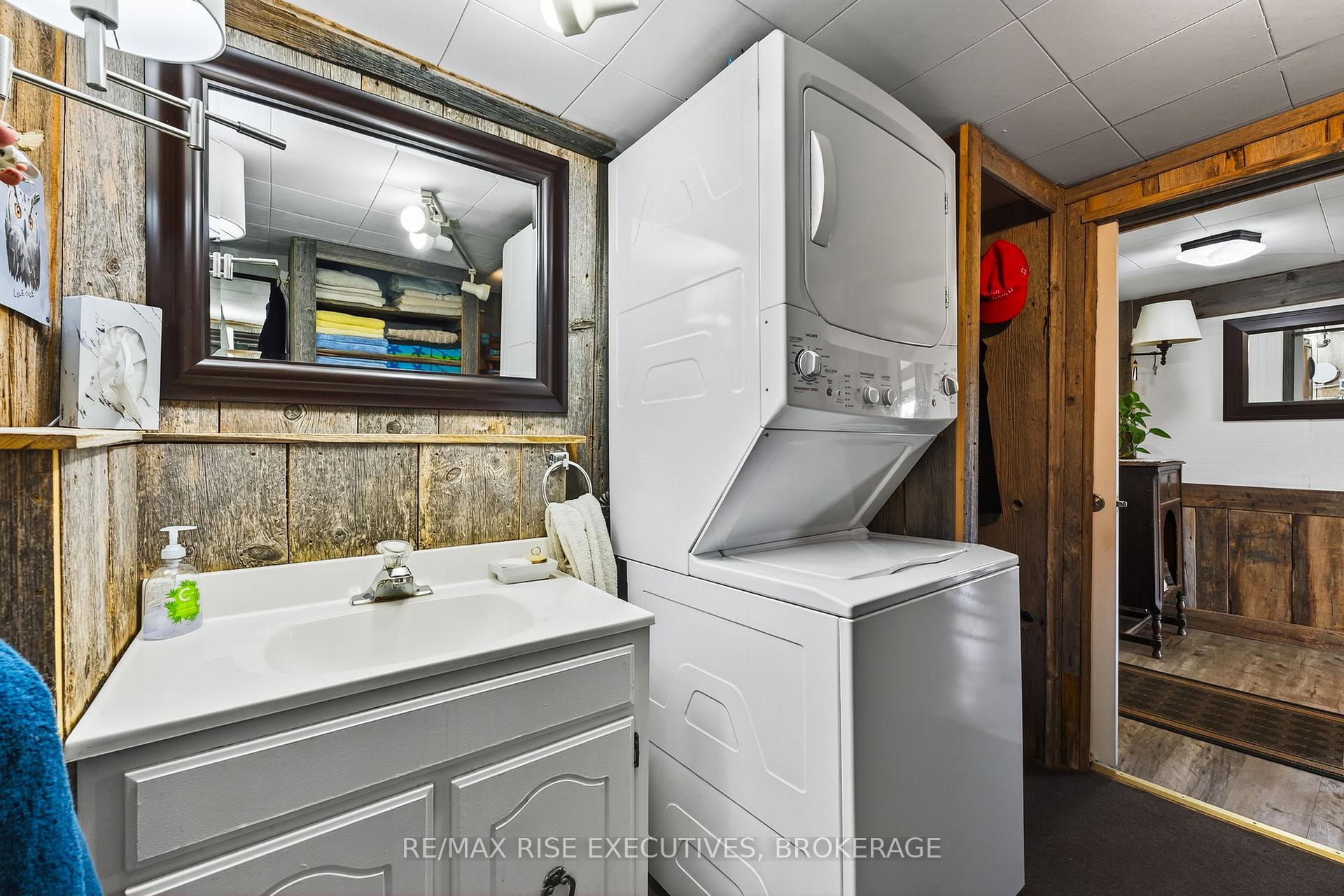 Photo 15 of 4121 Graham Road, Frontenac, Frontenac South — HOMEH